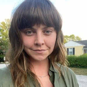 Meet your Posher, Alexandra